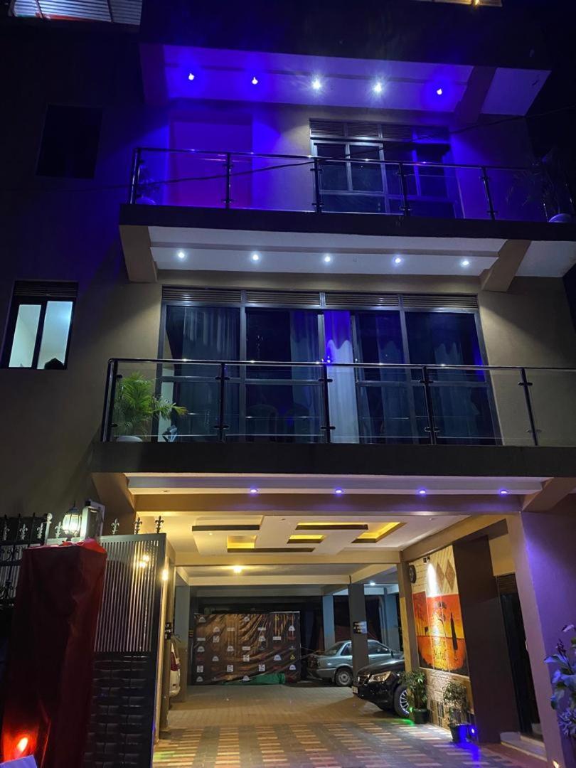 Tula Javelin Hotel , Kampala, Uganda מראה חיצוני תמונה